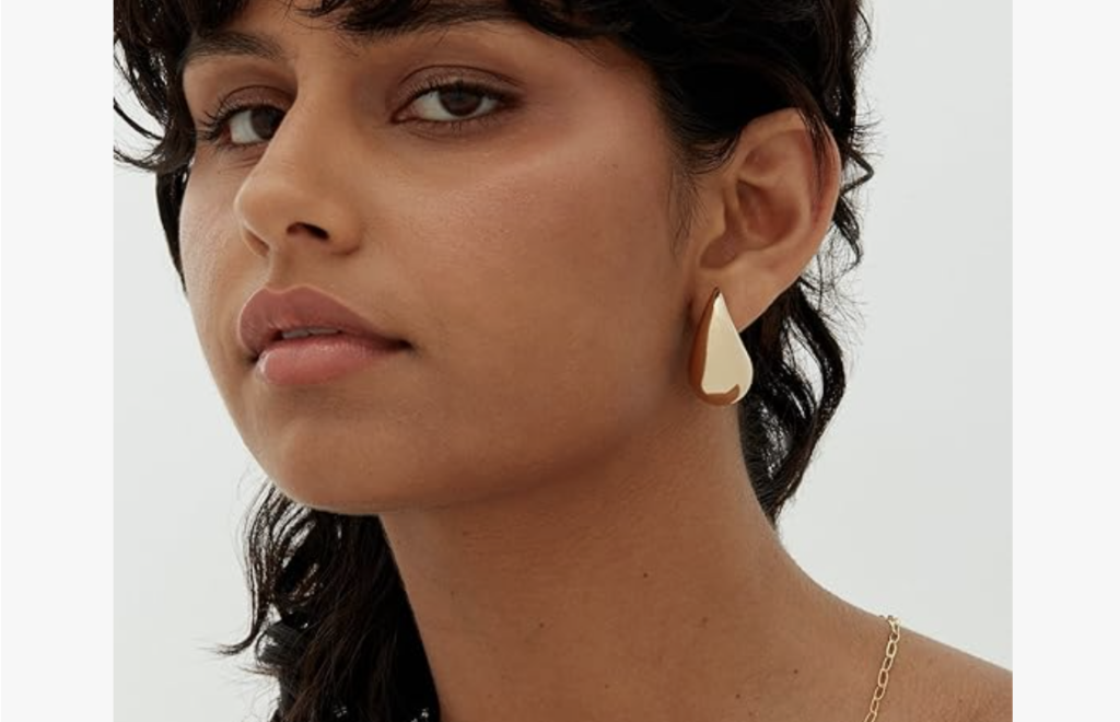 Tear-drop sleeper earrings in gold finish, what are sleeper earrings